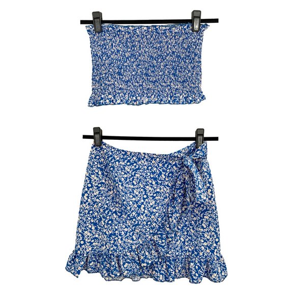 SHEIN Dresses & Skirts - Blue Floral Tie Side Frilly Hem Two Piece Skirt & Bandeau Matching Set